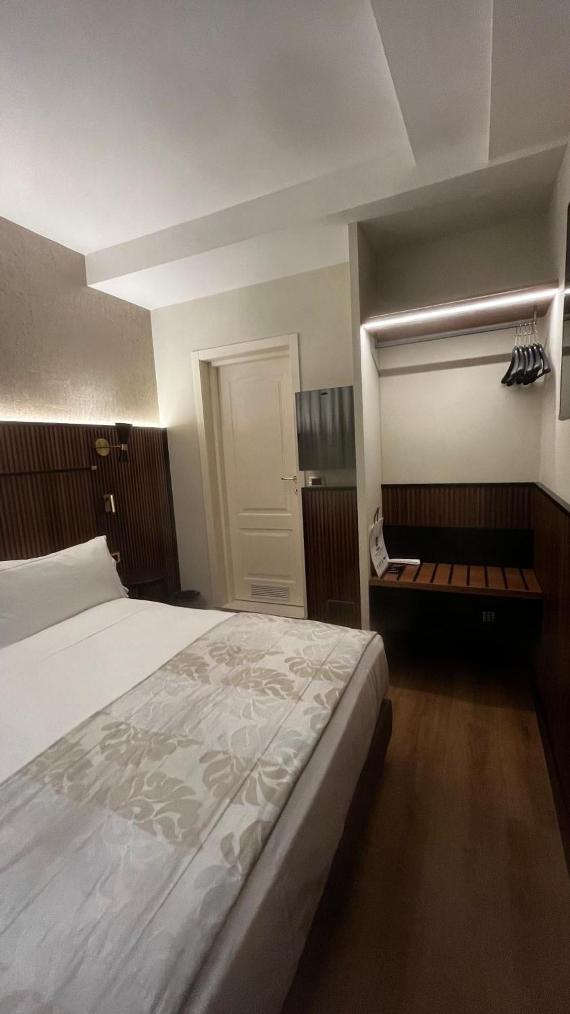 Zanhotel Tre Vecchi Bologna Esterno foto