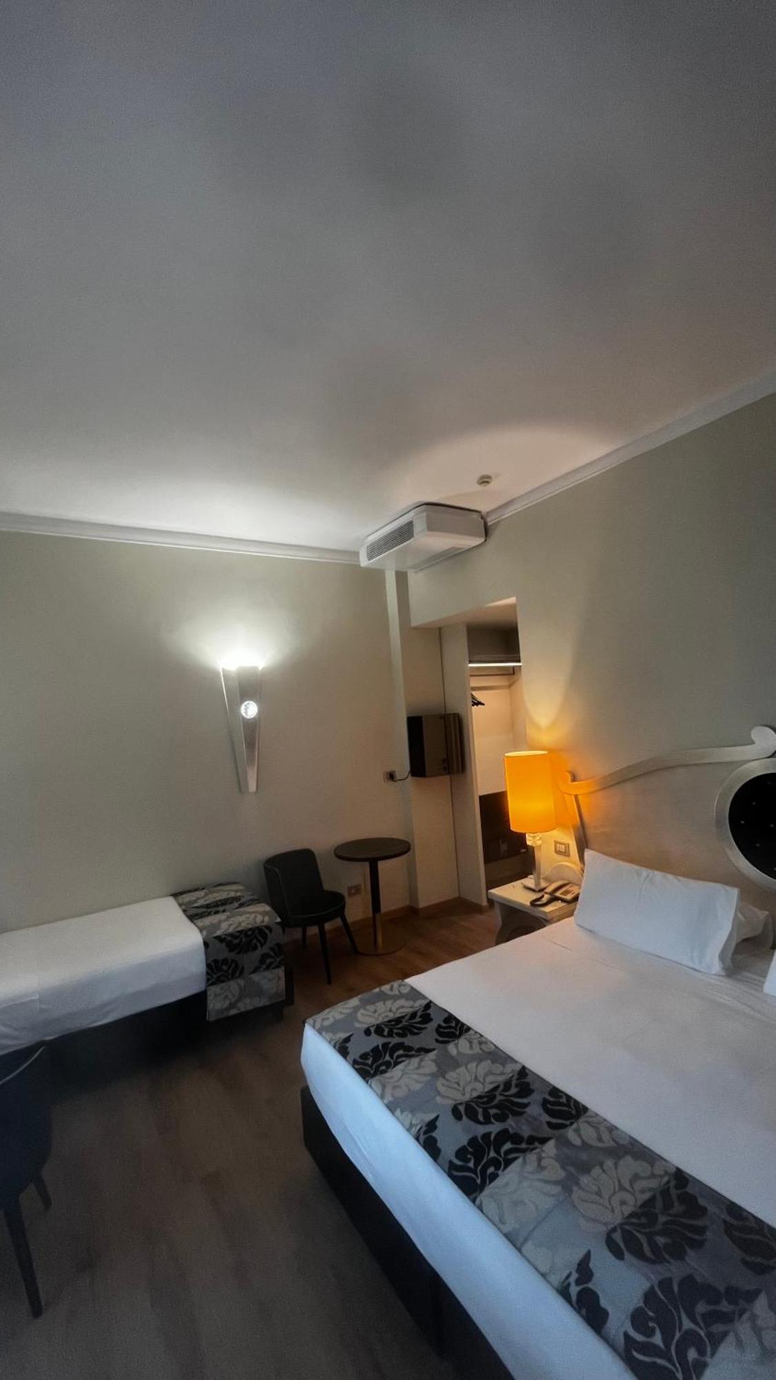 Zanhotel Tre Vecchi Bologna Esterno foto
