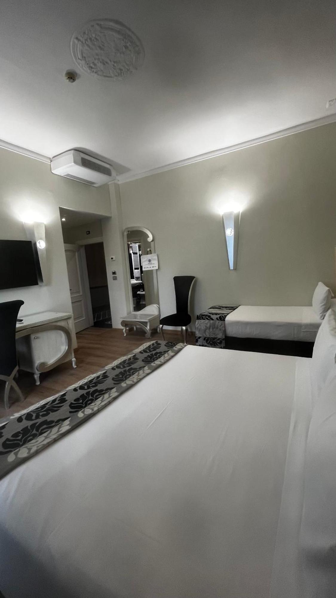 Zanhotel Tre Vecchi Bologna Esterno foto
