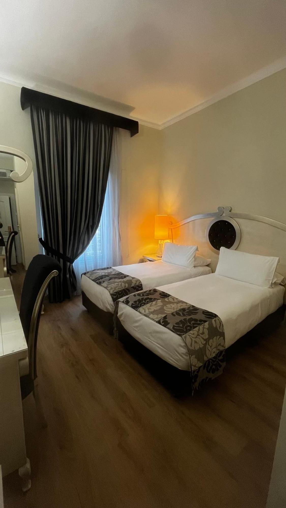 Zanhotel Tre Vecchi Bologna Esterno foto