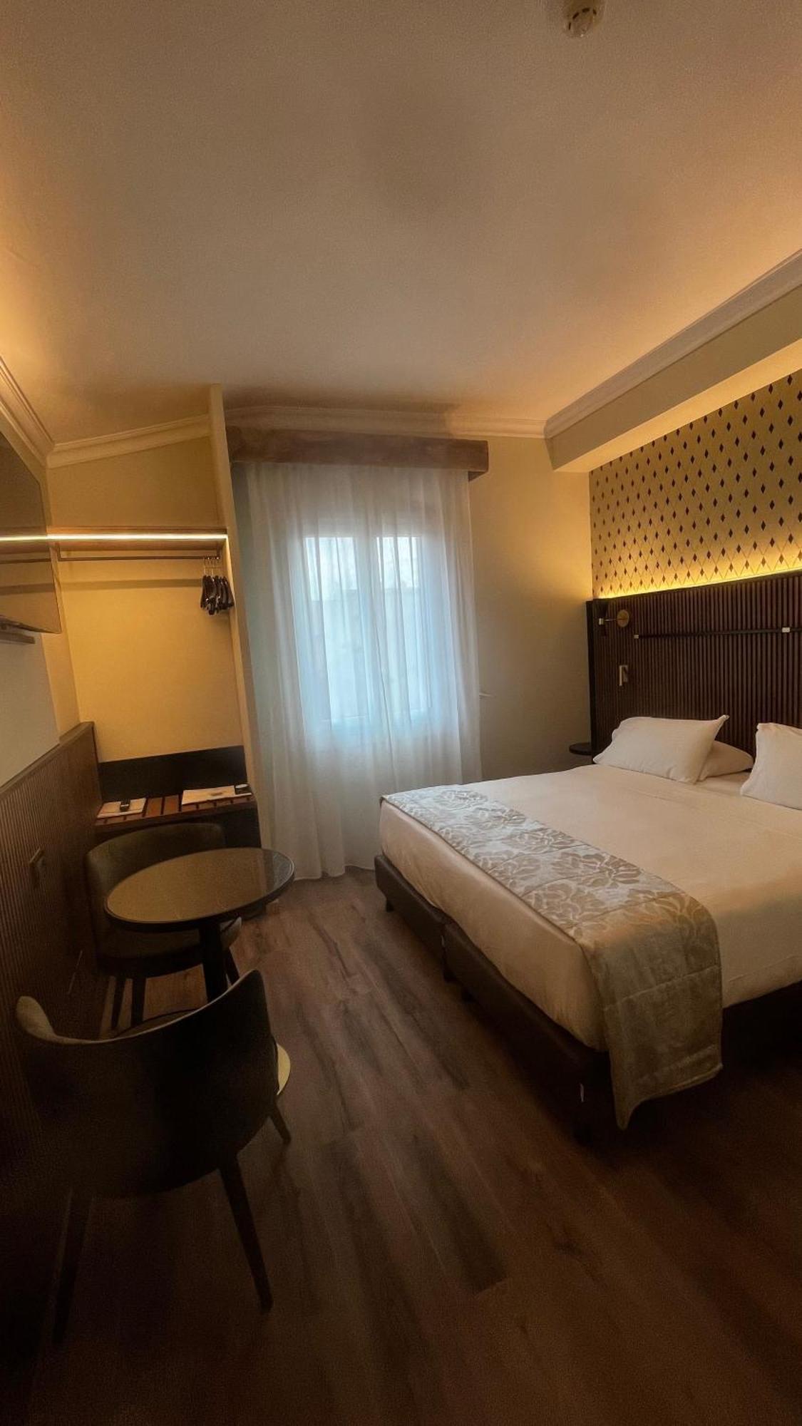 Zanhotel Tre Vecchi Bologna Esterno foto