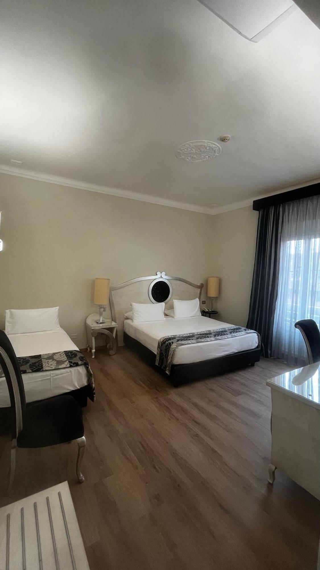Zanhotel Tre Vecchi Bologna Esterno foto